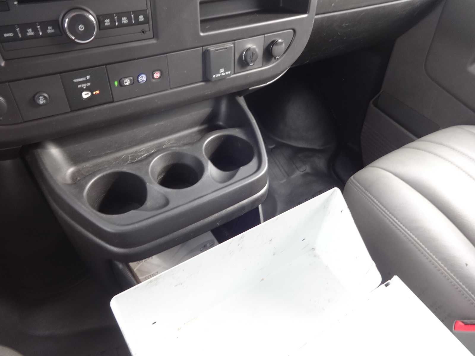 2020 Chevrolet Express RWD 3500 135"