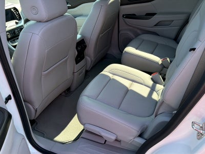 2023 GMC Acadia AWD SLT
