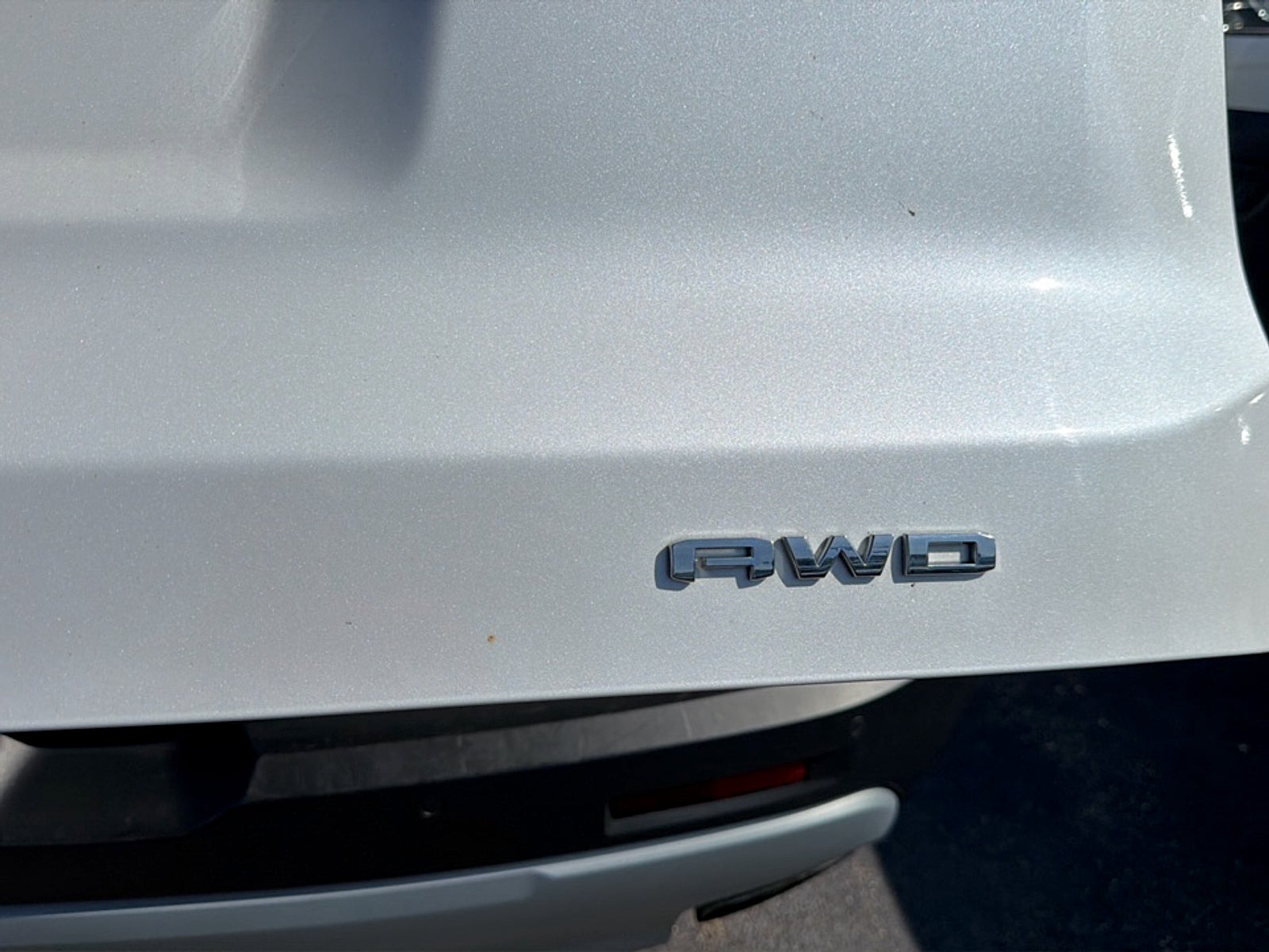 2023 GMC Acadia AWD SLT