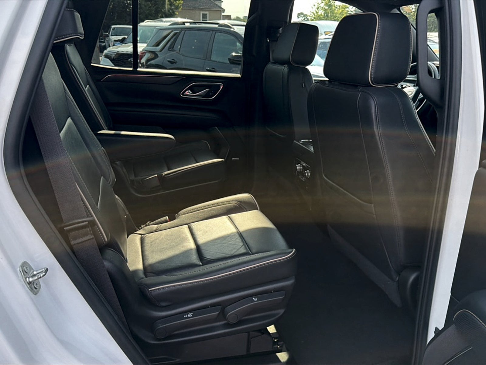 2024 GMC Yukon 4WD SLT