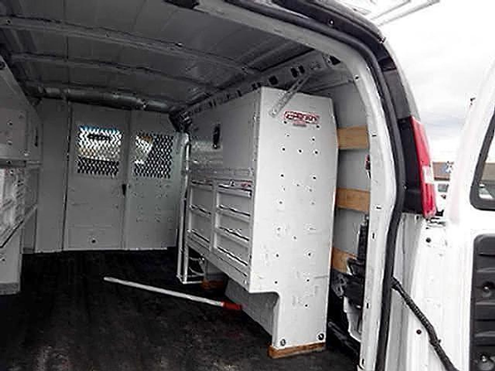 2020 GMC Savana Cargo Van RWD 2500 135"