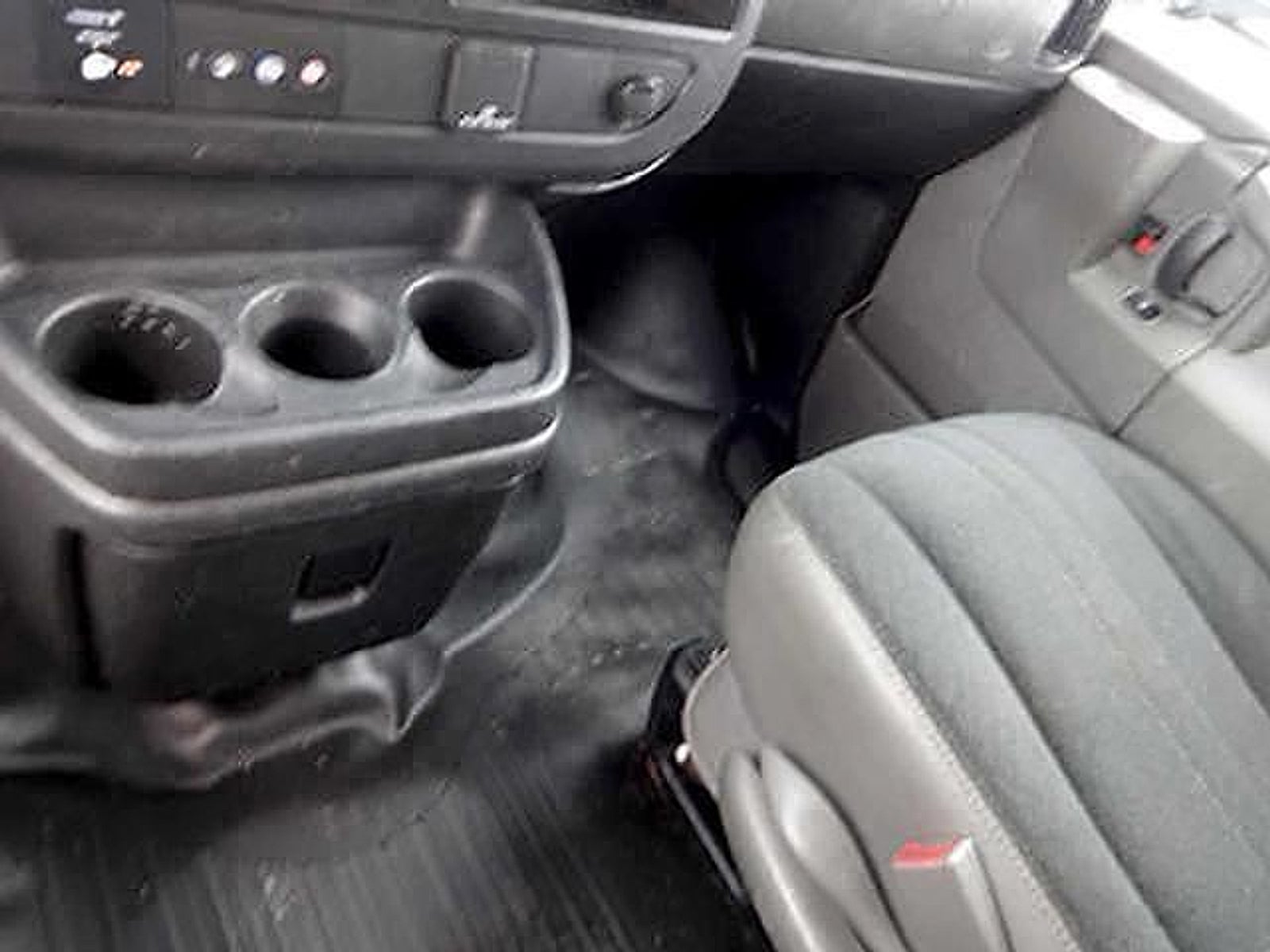 2020 GMC Savana Cargo Van RWD 2500 135"