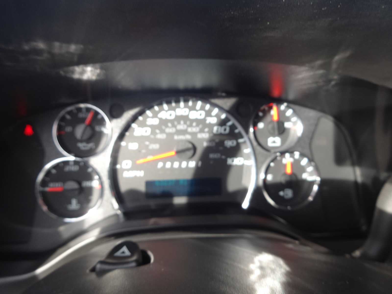 2023 GMC Savana RWD 3500 135"