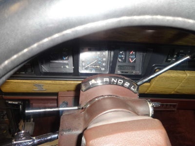 1989 Jeep Grand Wagoneer 4dr Wagon 4WD