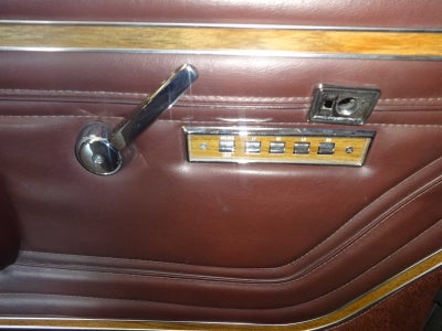 1989 Jeep Grand Wagoneer 4dr Wagon 4WD