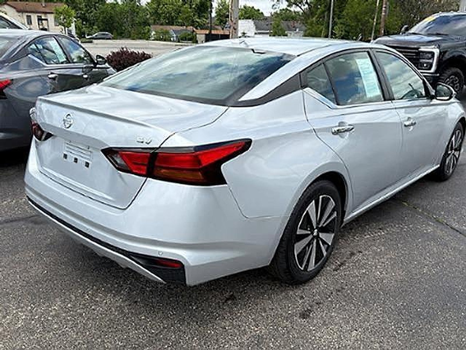 2022 Nissan Altima 2.5 SV