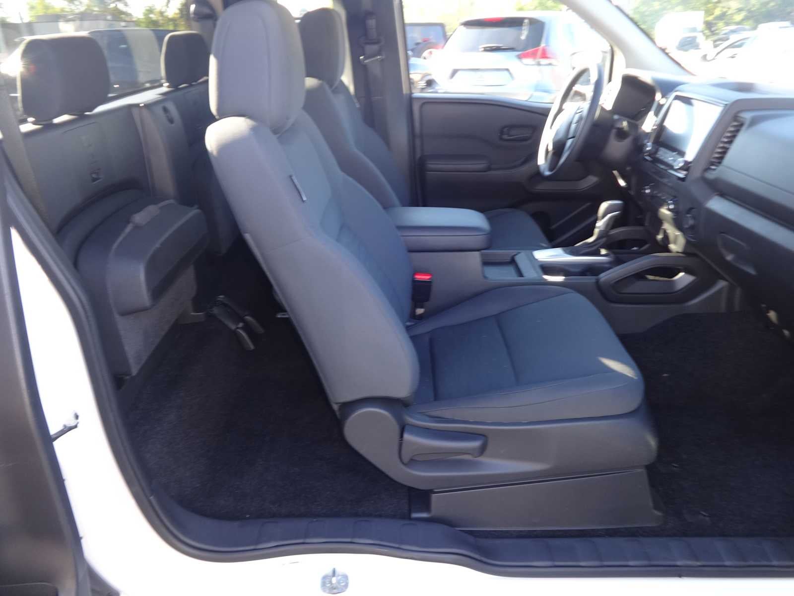 2024 Nissan Frontier S