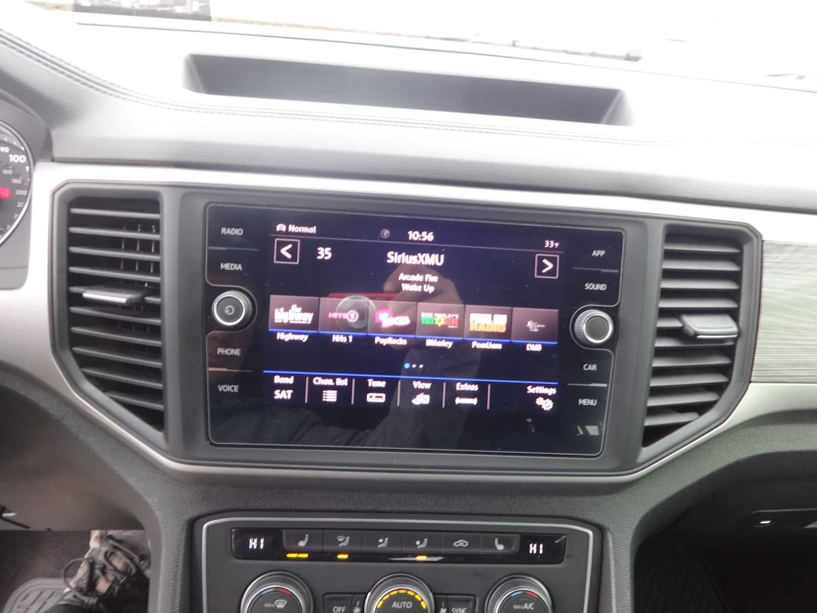 2020 Volkswagen Atlas Cross Sport 3.6L V6 SE w/Technology