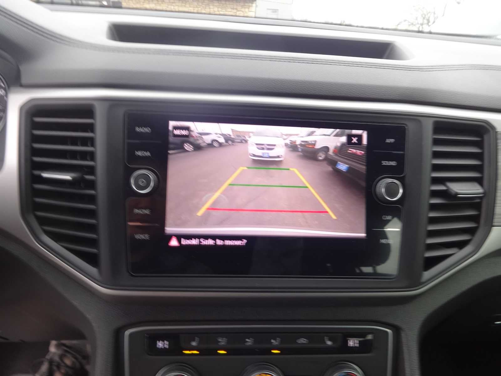 2020 Volkswagen Atlas Cross Sport 3.6L V6 SE w/Technology