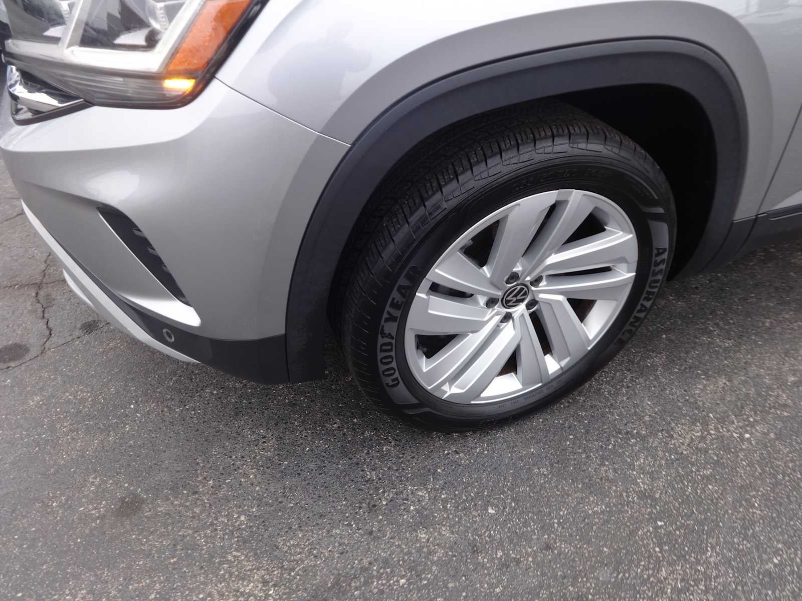 2020 Volkswagen Atlas Cross Sport 3.6L V6 SE w/Technology