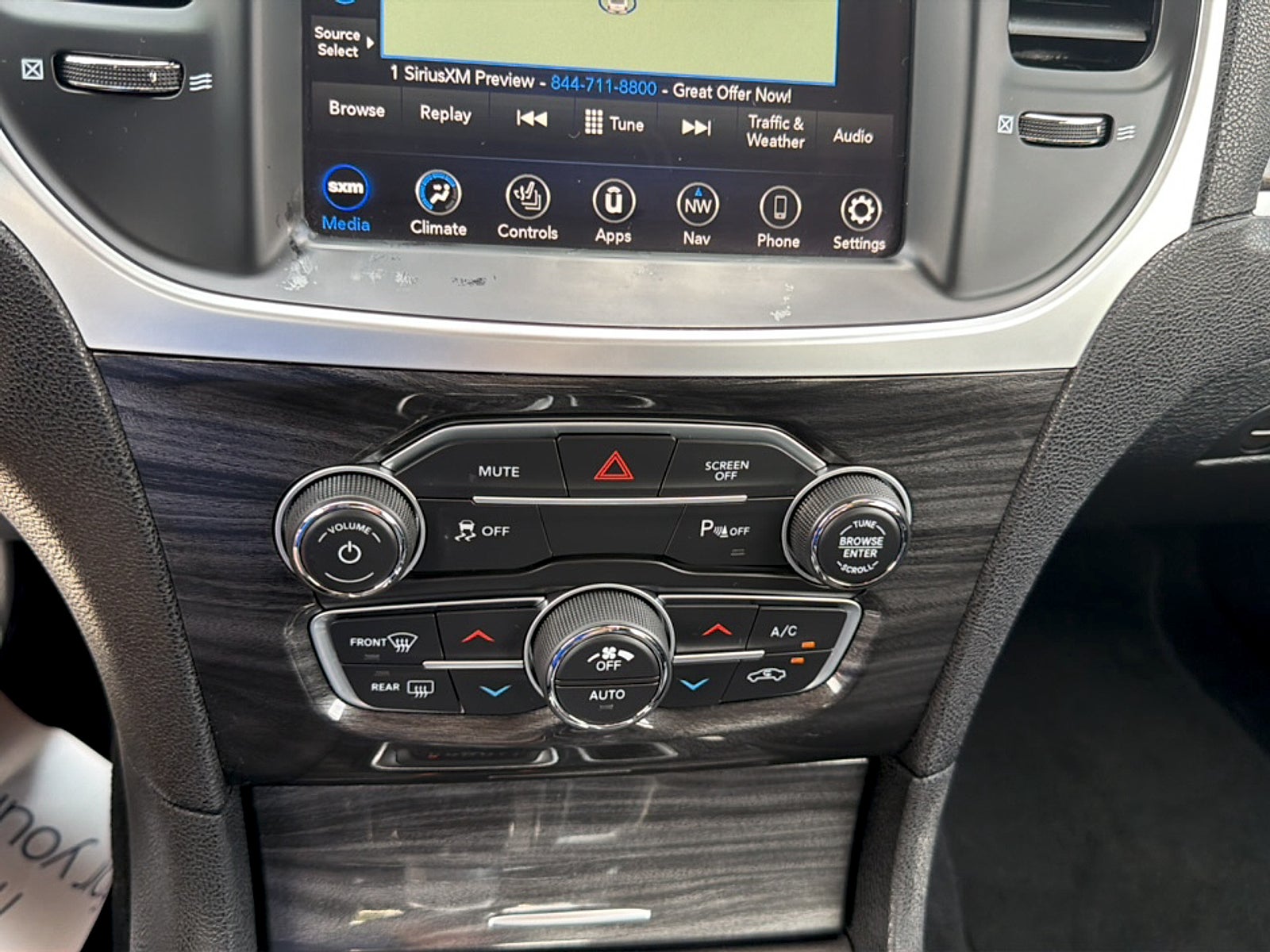 2022 Chrysler 300 Touring L AWD