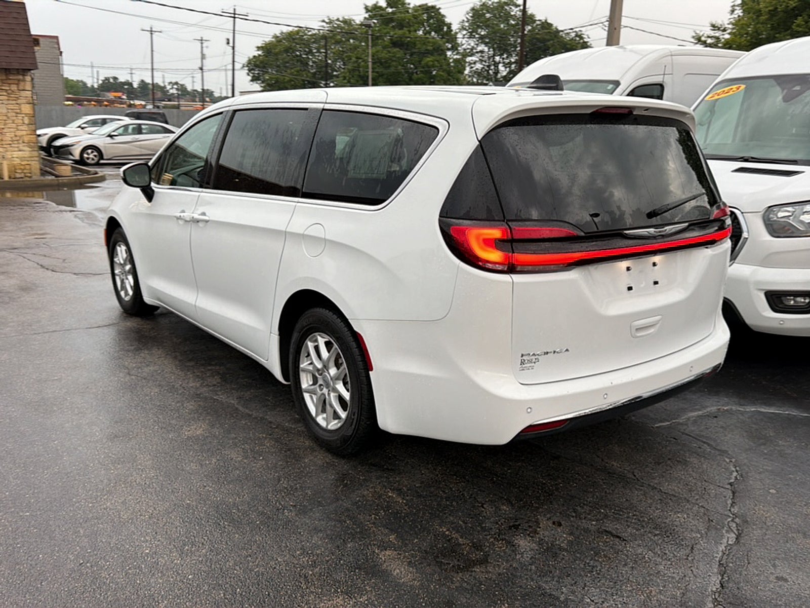 2023 Chrysler Pacifica Touring L