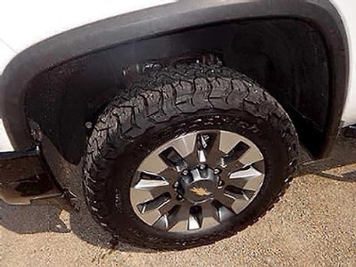 2022 Chevrolet Silverado 2500HD 4WD Crew Cab Standard Bed Custom