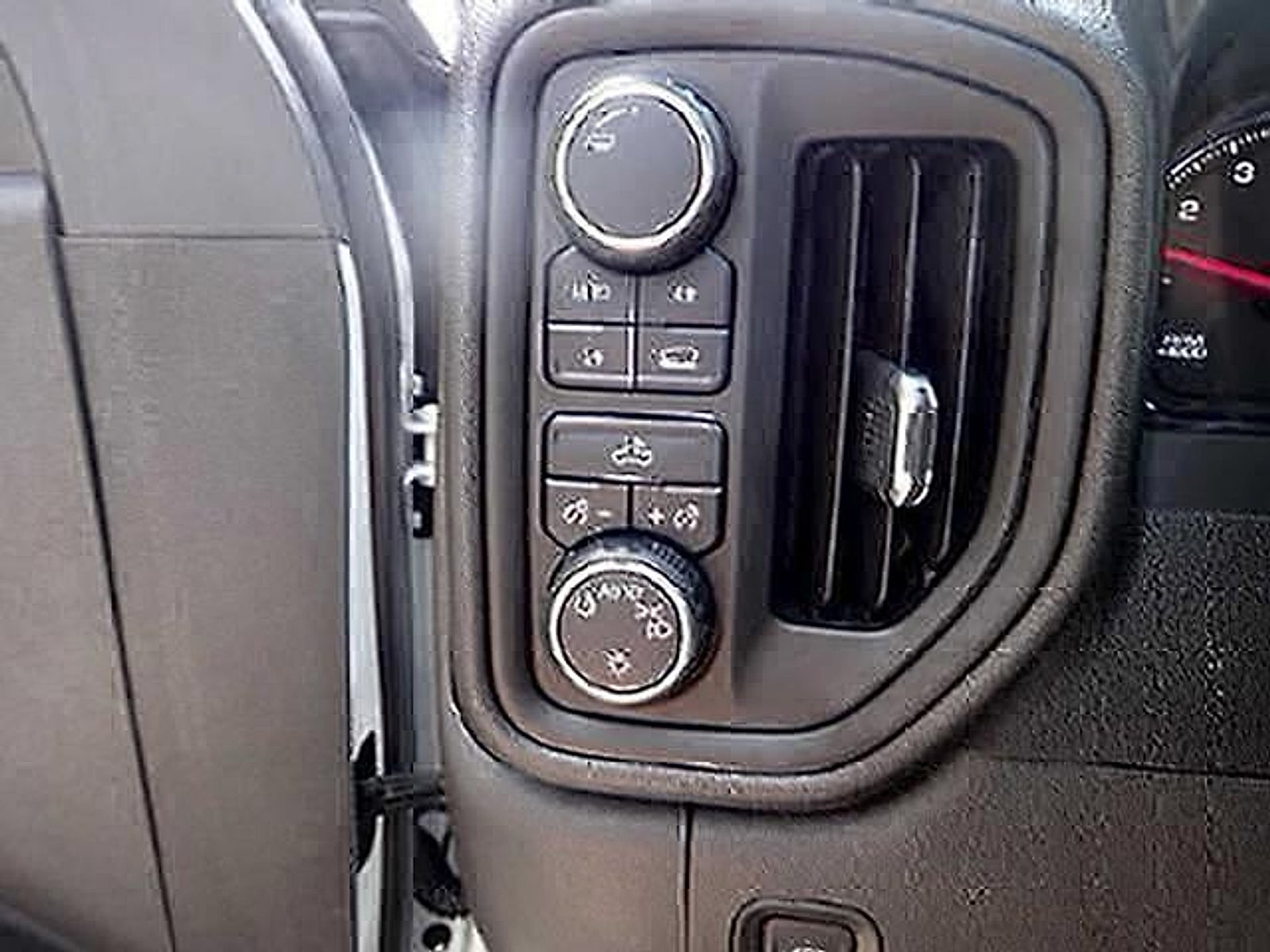 2020 Chevrolet Silverado 1500 4WD Crew Cab Short Bed WT