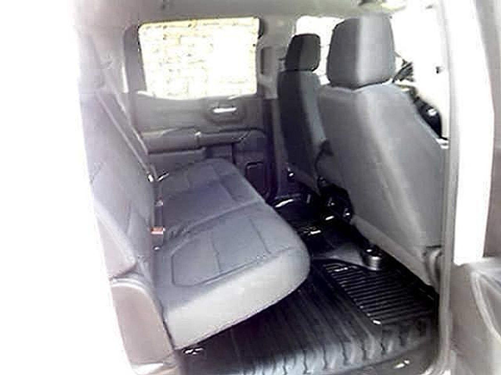 2020 Chevrolet Silverado 1500 4WD Crew Cab Short Bed WT