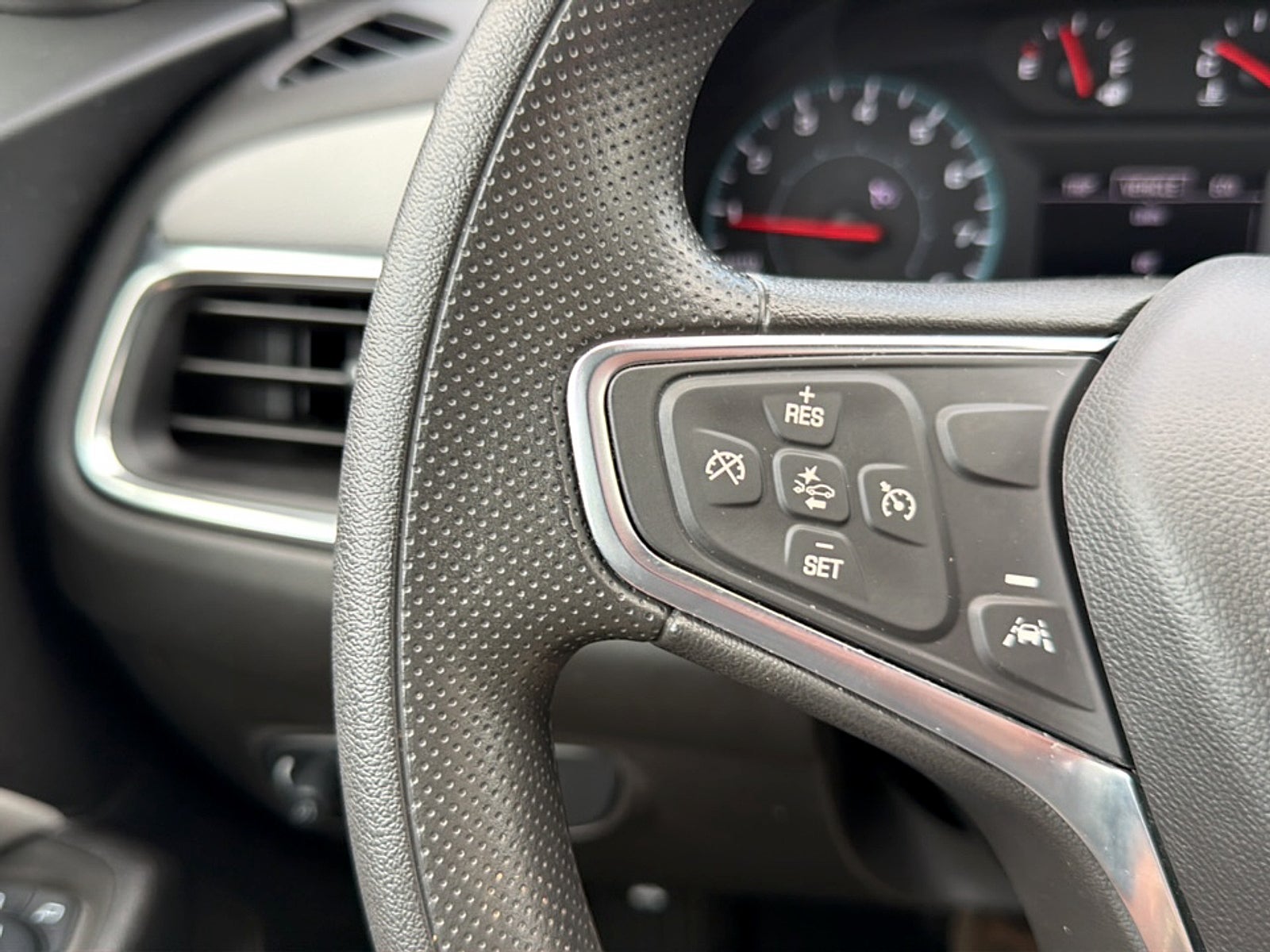 2024 Chevrolet Equinox FWD LS