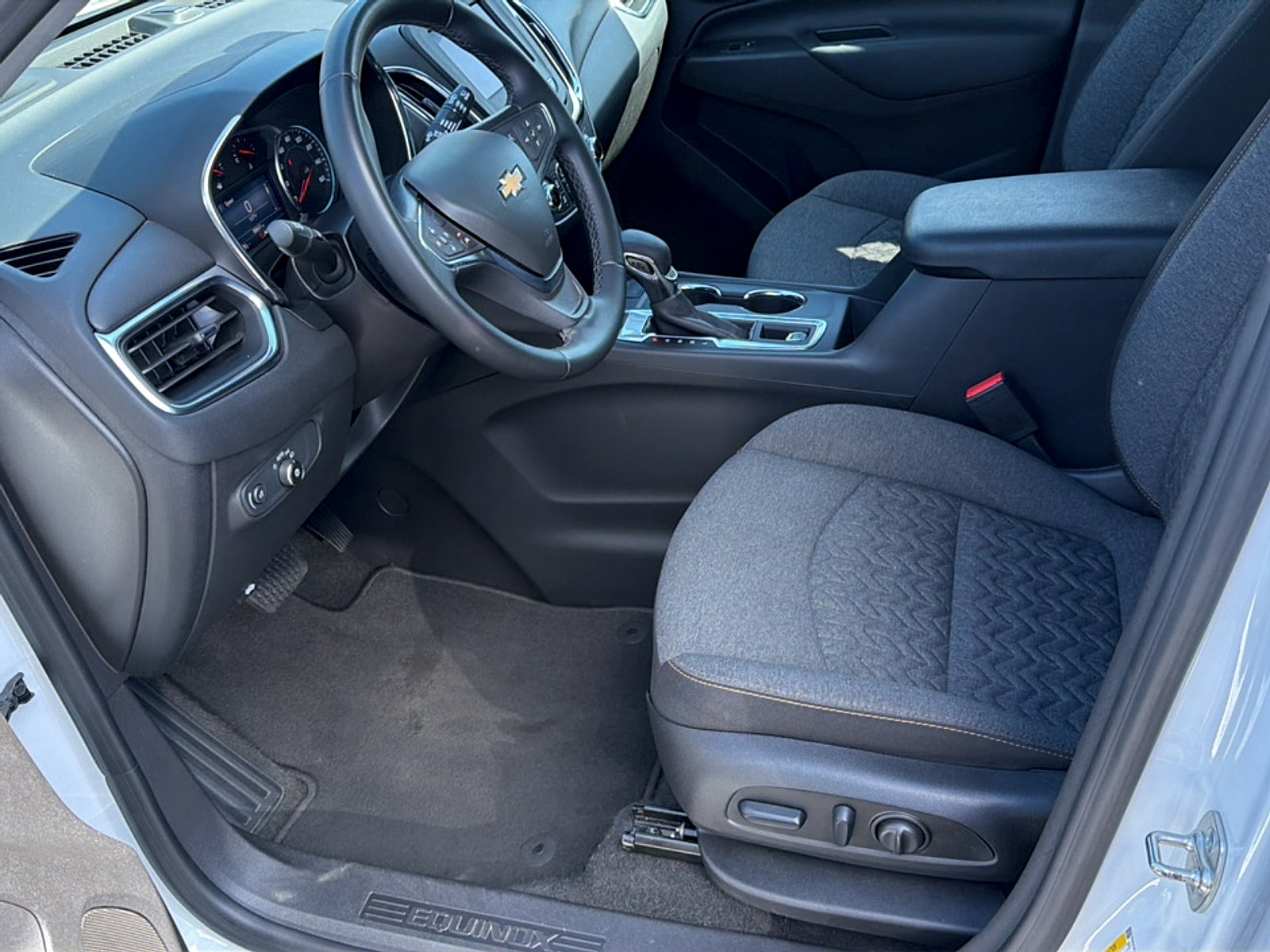 2024 Chevrolet Equinox AWD LT