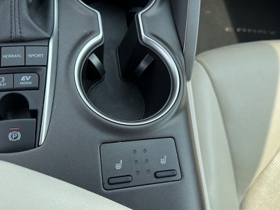 2022 Toyota Camry XLE Hybrid