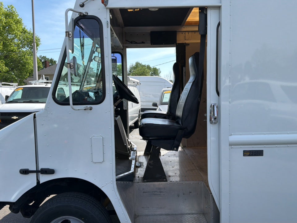 2005 Workhorse FT-2061 Base