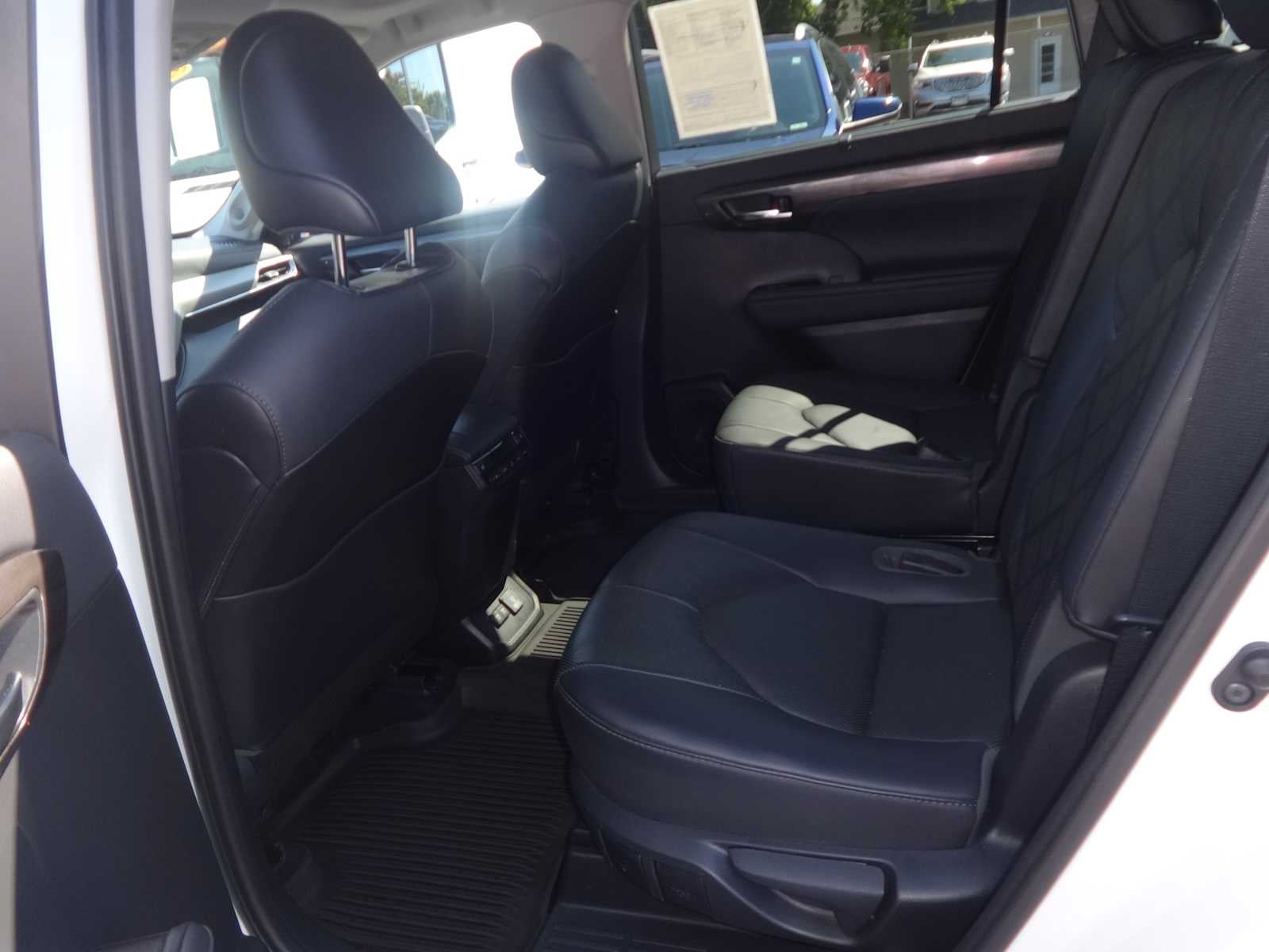 2021 Toyota Highlander Platinum