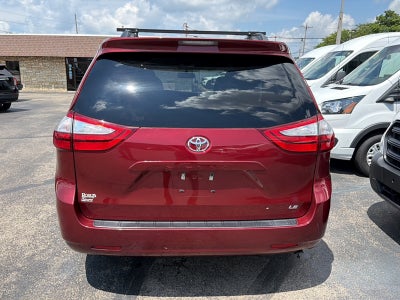 2017 Toyota Sienna Base