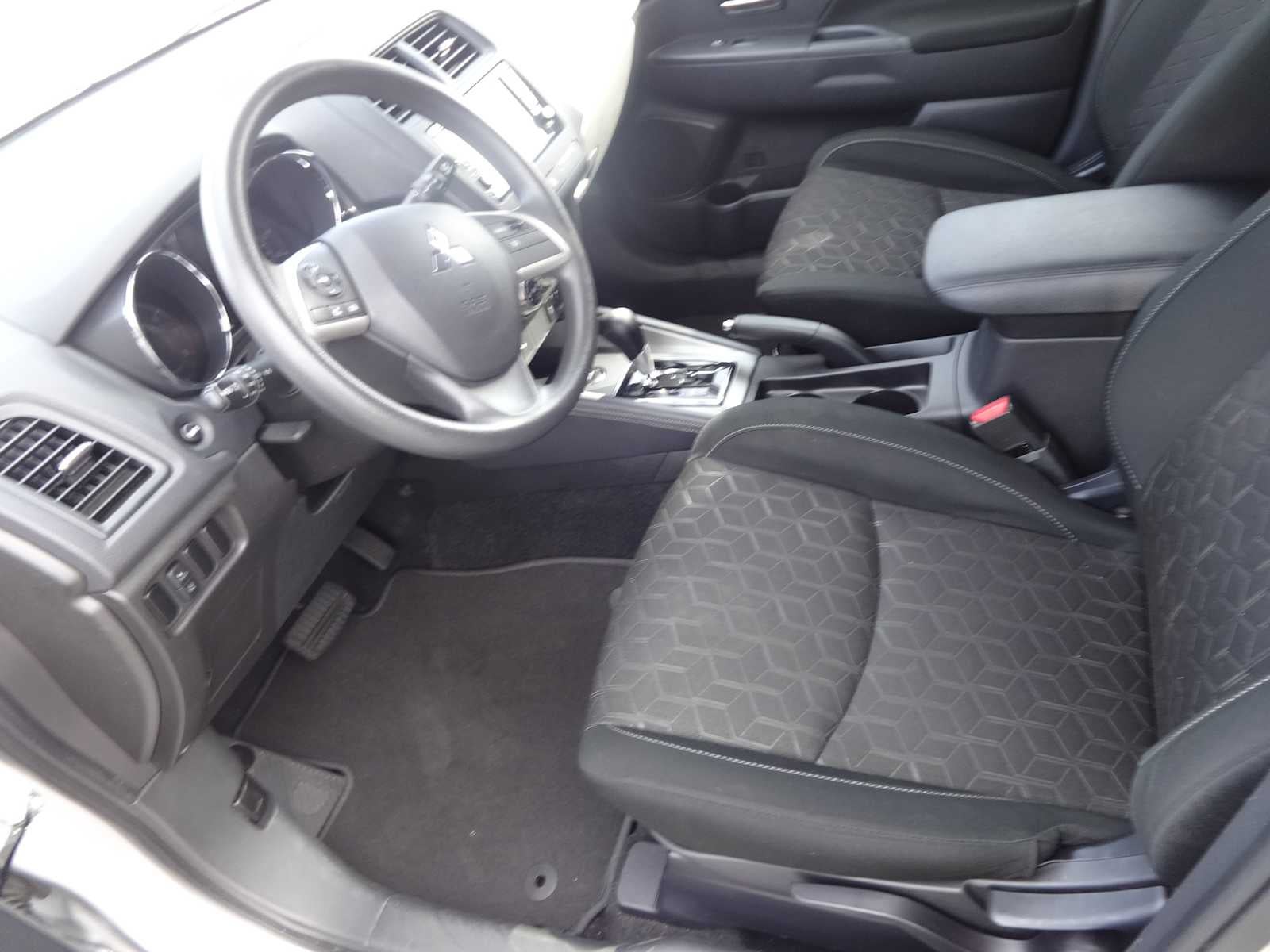 2024 Mitsubishi Outlander Sport ES