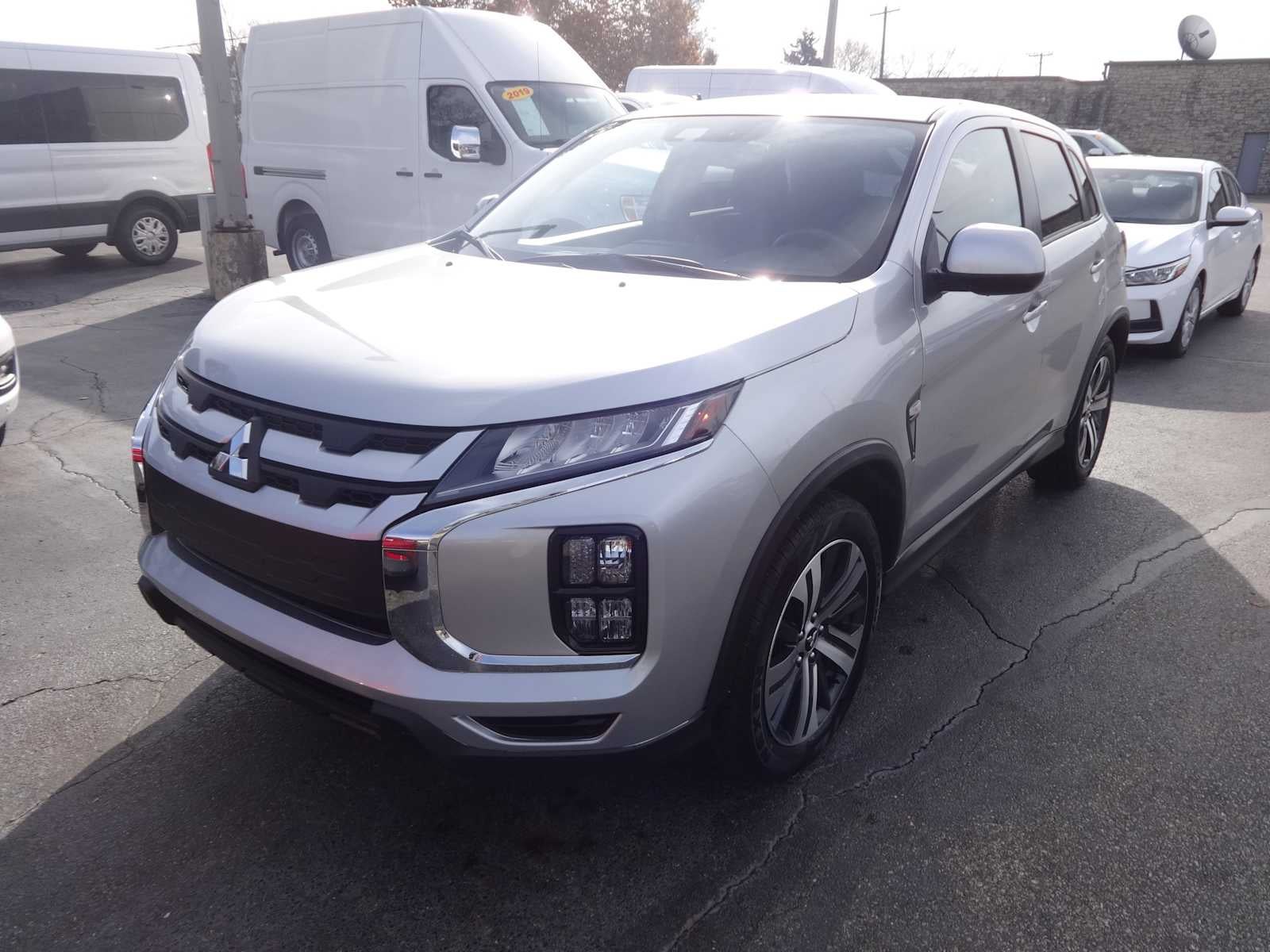 2024 Mitsubishi Outlander Sport ES