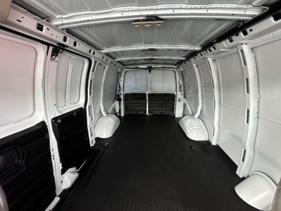 2025 Chevrolet Express Cargo WT