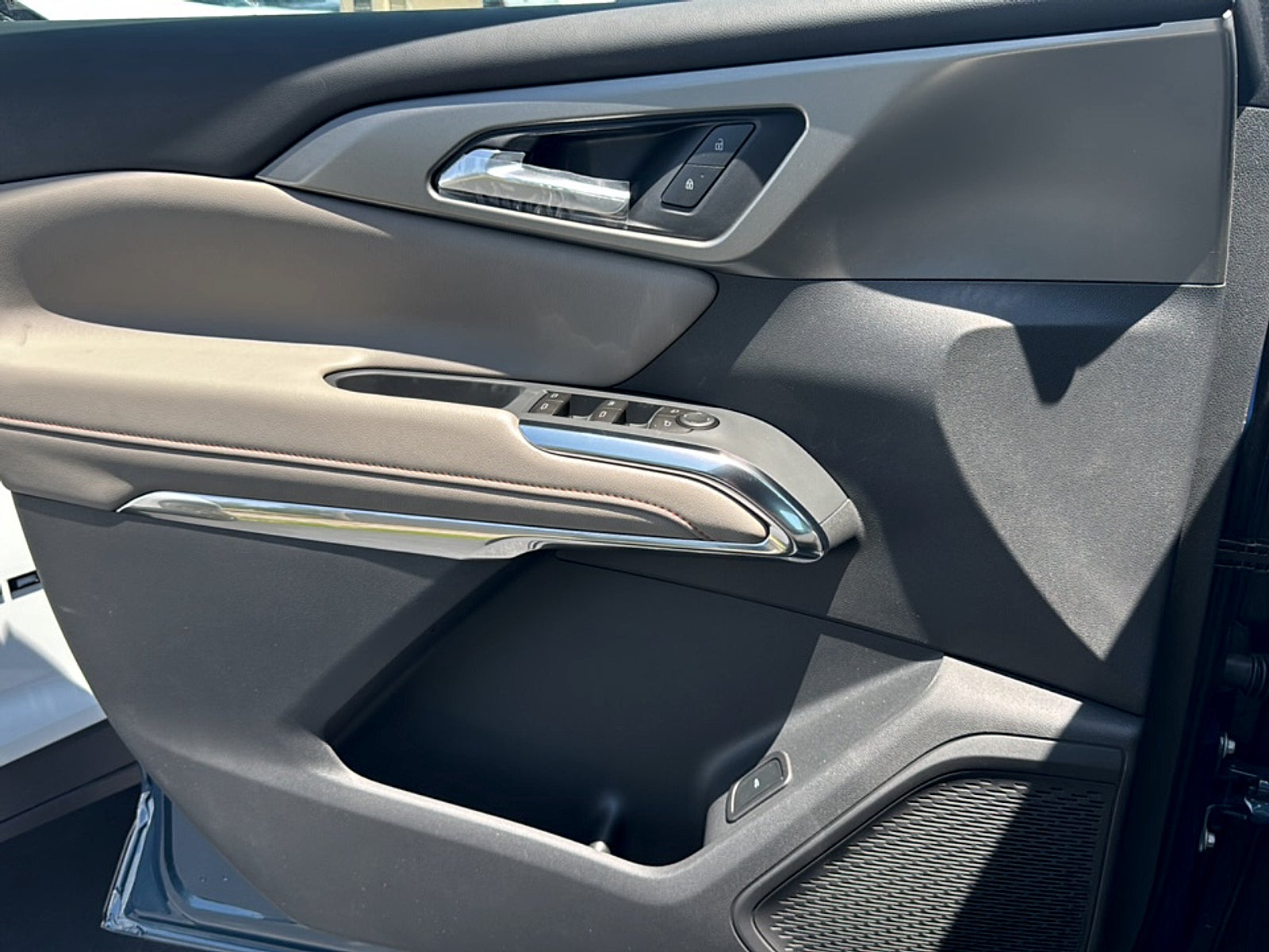 2026 Chevrolet Traverse LT - Photo 16