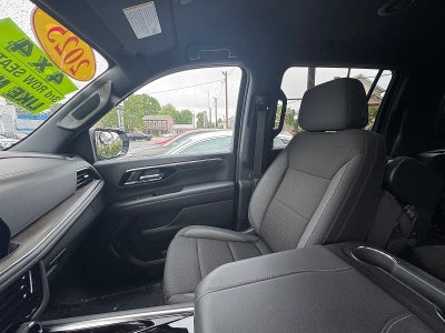 2025 Chevrolet Suburban LS