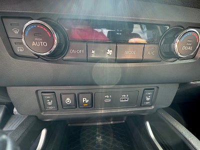 2022 Nissan Frontier Crew Cab SV 4x4
