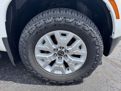 2022 Nissan Frontier Crew Cab SV 4x4