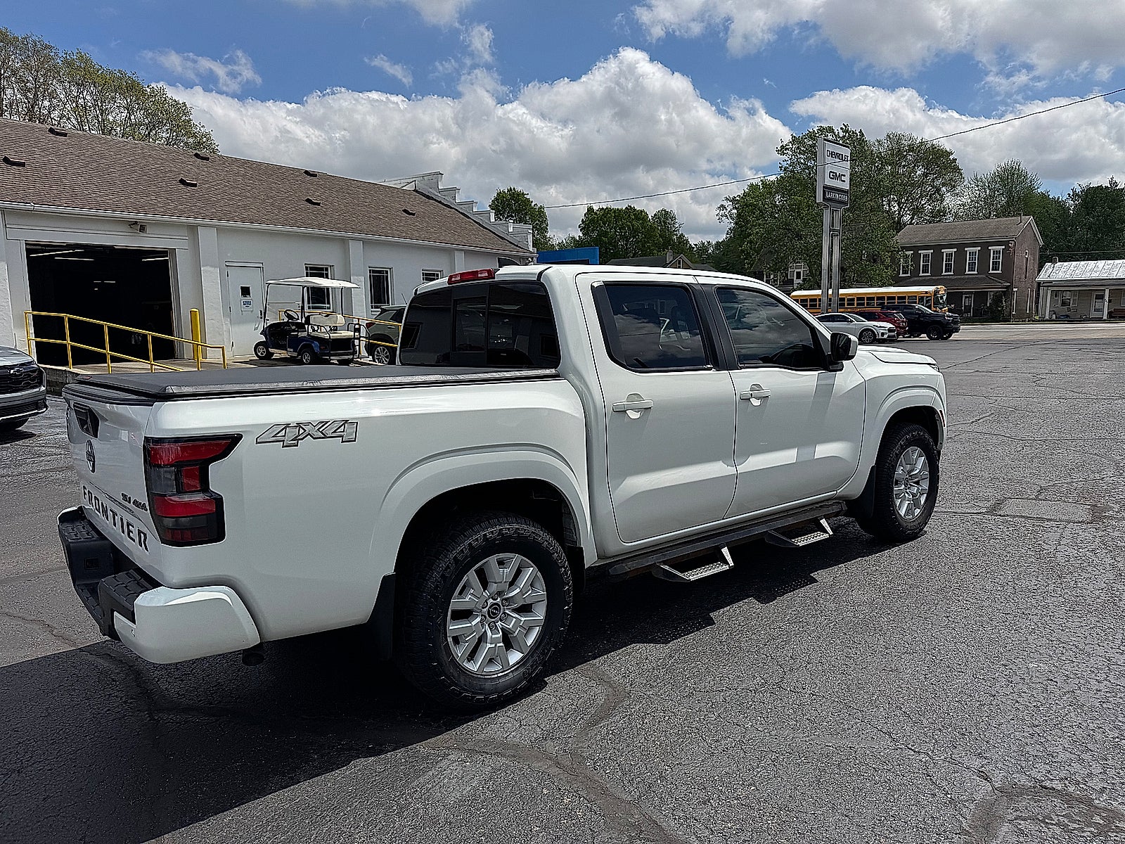 2022 Nissan Frontier Crew Cab SV 4x4