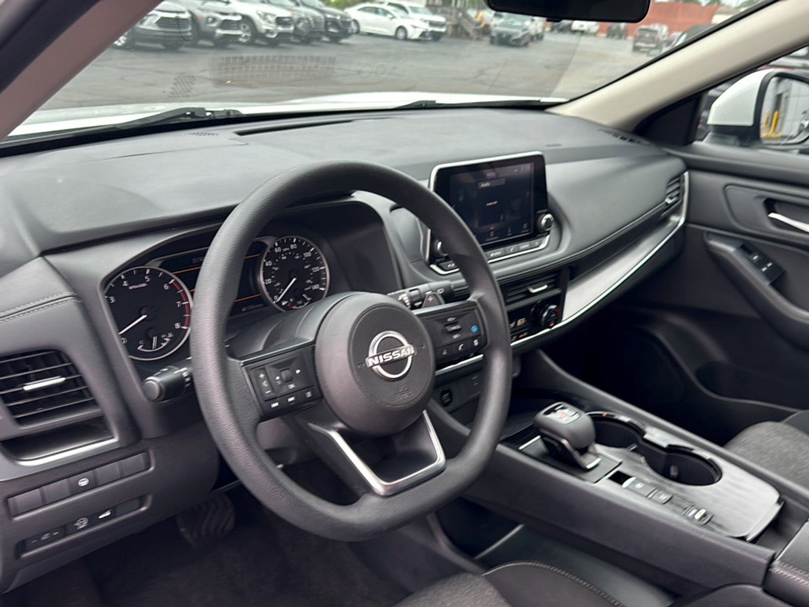2024 Nissan Rogue SV